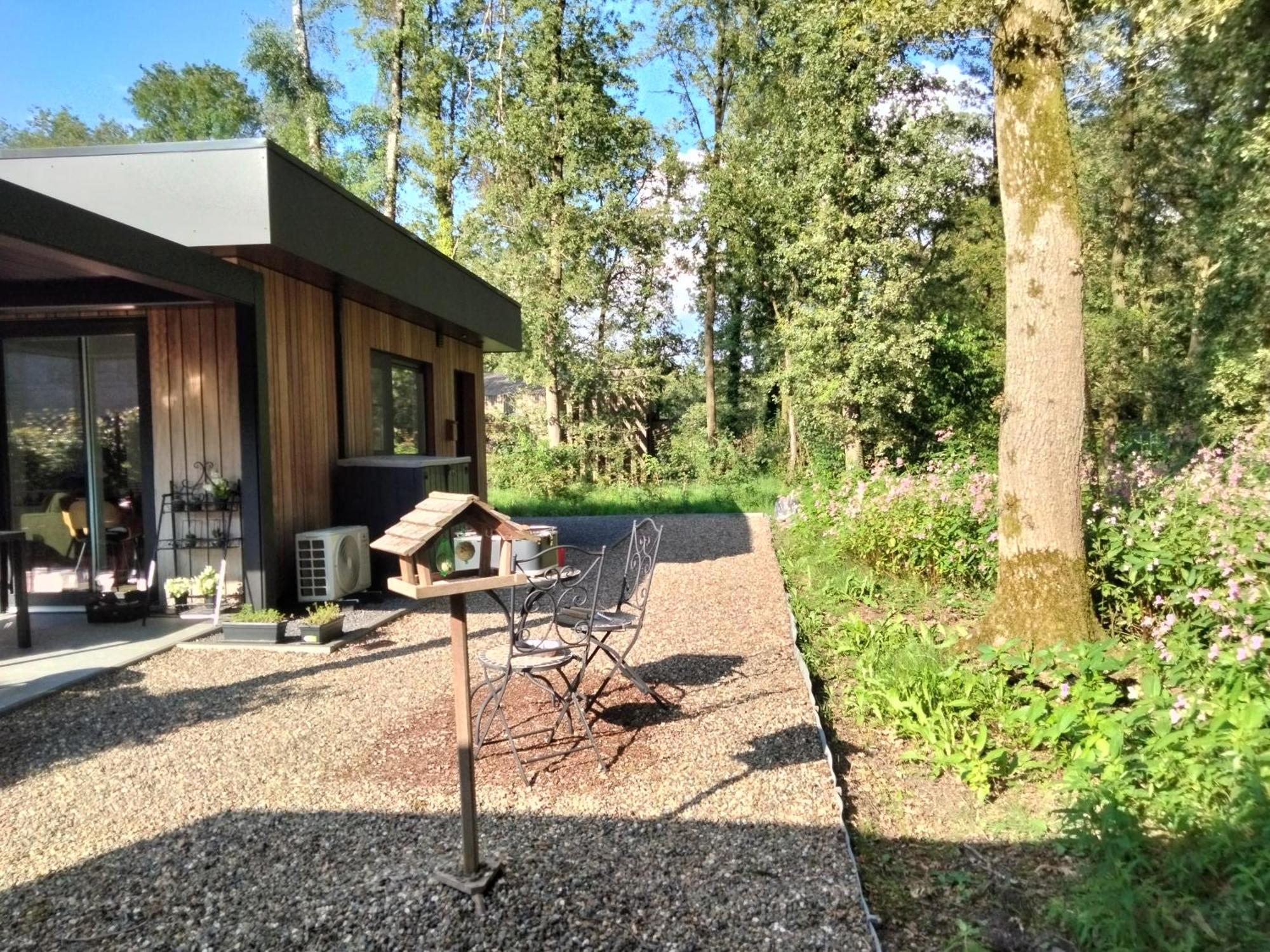 Theressa - Free Wifi En Netflix Zutendaal Buitenkant foto